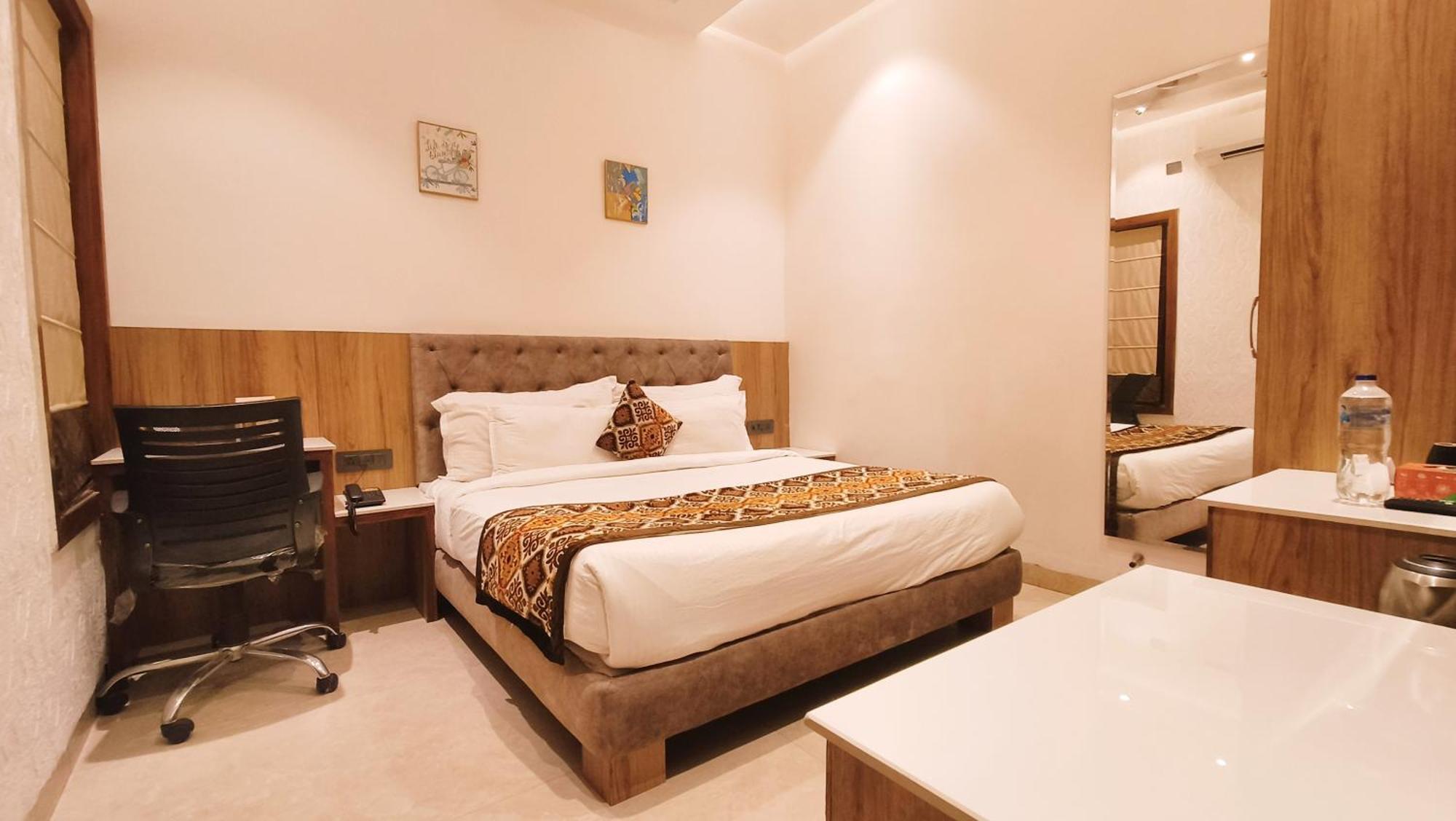 Blessings Hotel 암리차르 외부 사진